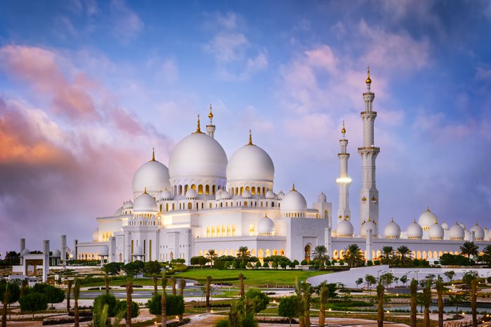 Abu Dhabi építészete egészen lenyűgöző látványt nyújt.